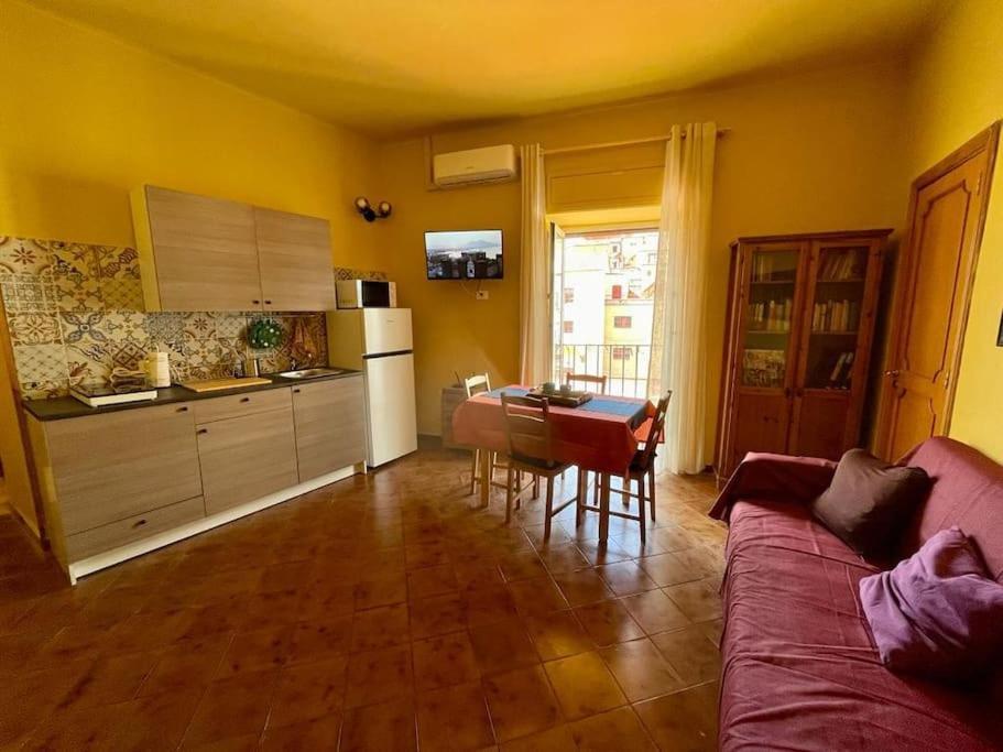 Spaccanapoli Top, Your House In The Old Town Apartment Екстериор снимка